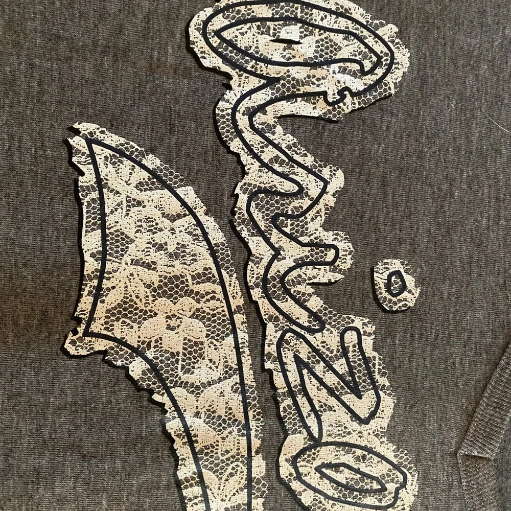 EUC women’s L Arizona Wildcat lace tee - Picture 13 of 14